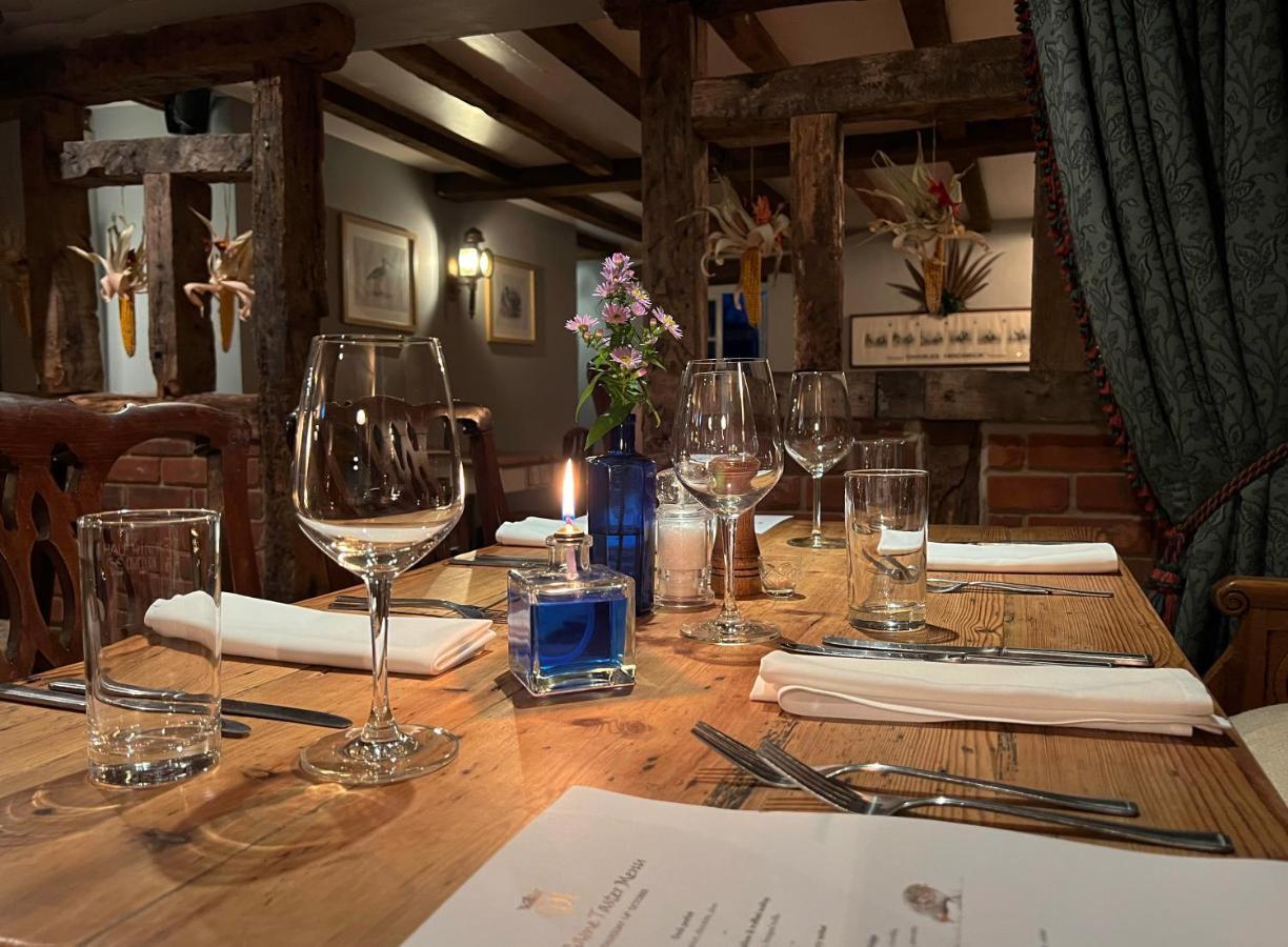 The Queen'S Head At Broad Chalke Hotel Esterno foto